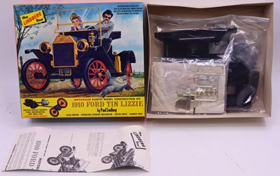 Lot 804 - Lindberg 1.16 scale, motorised plastic kit,...
