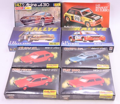 Lot 820 - Heller 1.43 scale plastic kits, 146 Alpine...