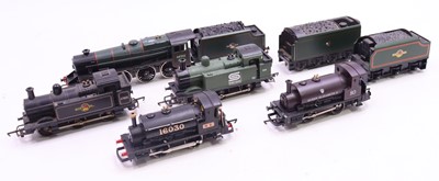 Lot 574 - Five Unboxed 00 gauge locos to include a...