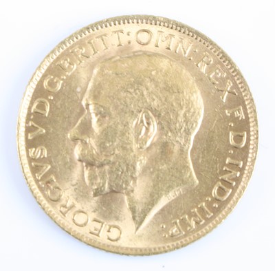 Lot 3313 - Great Britain, 1915 gold full sovereign,...