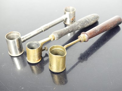 Lot 632 - A collection of 19th century shot measures,...