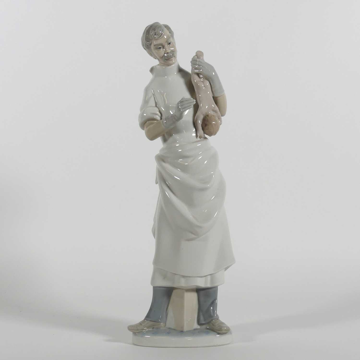 Lot 4 - A Lladro porcelain figure 'Obstetrician',...