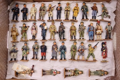 Lot 1707 - A box of Del Prado white metal military...