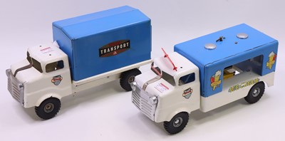 Lot 1904 - Tri-ang group of 2 pressed steel and plastic...