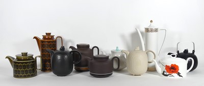 Lot 74 - A collection of 20th century tea and coffee...
