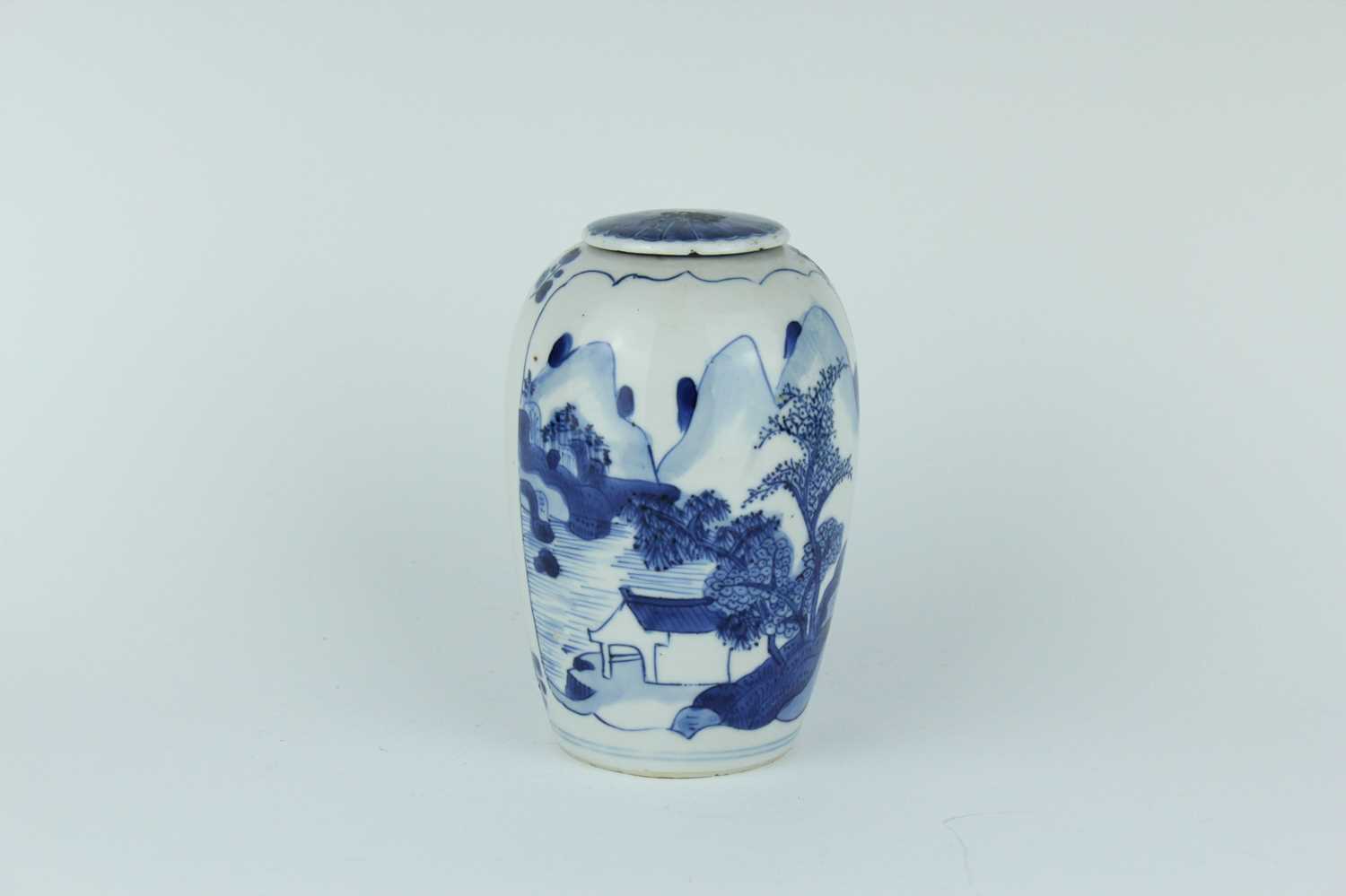 Lot 21 - A Chinese blue and white jar with lid, Qing...