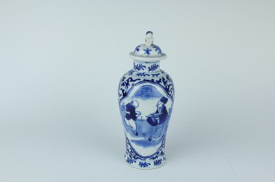 Lot 160 - A near pair of Chinese blue and white vases...