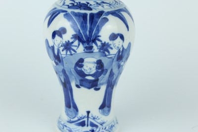 Lot 160 - A near pair of Chinese blue and white vases...