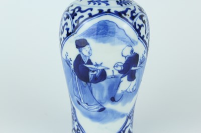 Lot 160 - A near pair of Chinese blue and white vases...