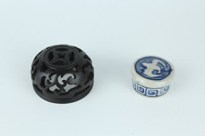 Lot 161 - Two Chinese blue and white tea caddies, Qing...