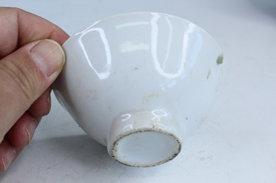 Lot 169 - A Chinese blue and white bottle vase, Qing...