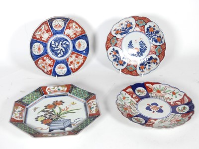Lot 152 - A group of four Japanese Imari plates, largest...