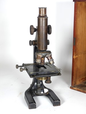 Lot 84 - A Charles Hearson monocluar microscope, No.272,...