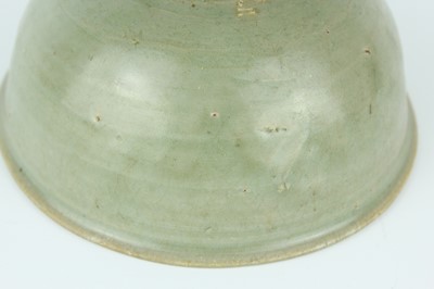 Lot 102 - A Chinese Longquan celadon bowl, Yuan to Ming...