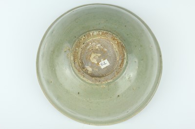 Lot 102 - A Chinese Longquan celadon bowl, Yuan to Ming...