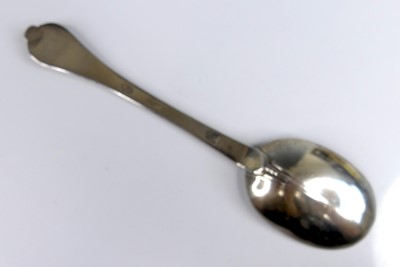 Lot 2066 - A William III silver trefid spoon, in the...