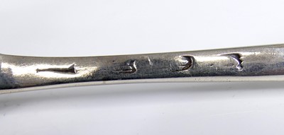 Lot 2077 - A George II/III silver double-ended bone...