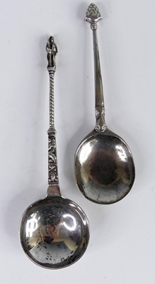 Lot 2071 - A Victorian silver apostle spoon in the 17th...