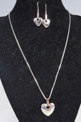 Lot 2519 - A contemporary Clogau silver heart shaped...