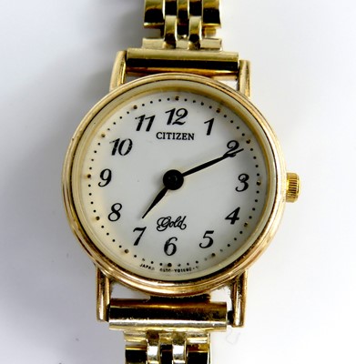 Lot 2541 - A lady's Citizen 9ct gold cased bracelet watch,...