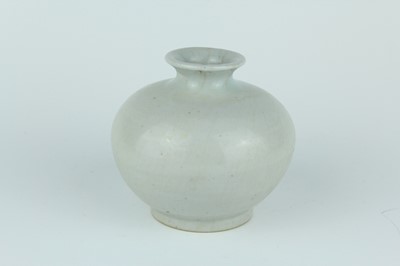 Lot 113 - A group of three Chinese white-glazed wares,...