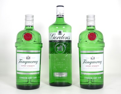 Lot 1320 - Tanqueray export strength London dry gin,...