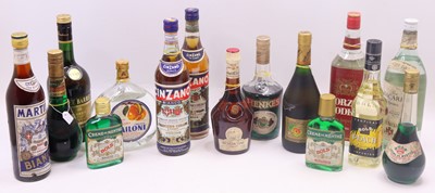 Lot 1506 - Cinzano Bianco, 75cl, 15%, two bottles;...