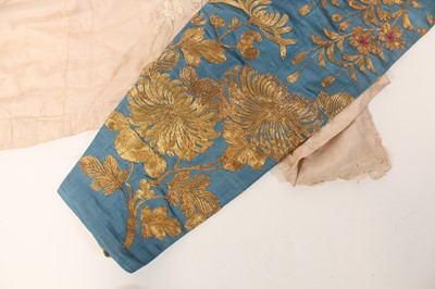 Lot 146 - A Japanese embroidered silk robe and a...
