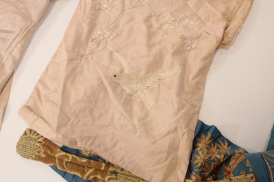 Lot 146 - A Japanese embroidered silk robe and a...