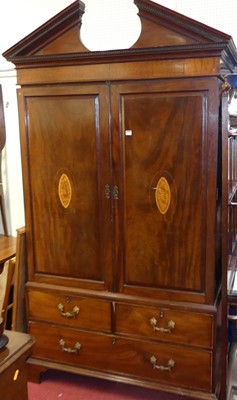 Lot 1133 - A 19th century mahogany and satinwood conch...