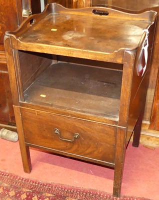 Lot 1208 - A George III mahogany tray-top night commode,...
