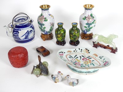 Lot 514 - A collection of oriental items, to include a...