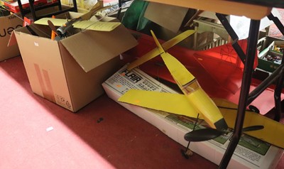 Lot 1525 - Collection of model aircraft radio controlled...