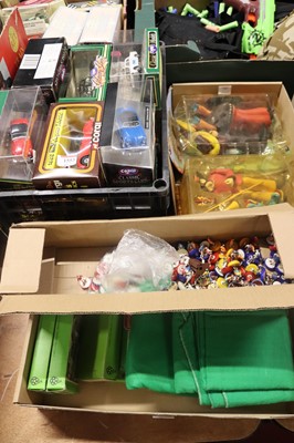 Lot 1553 - 3 boxes of mixed toys and collectables to...
