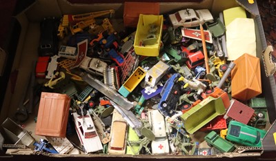 Lot 1566 - 1 tray of mixed play worn and used diecast to...