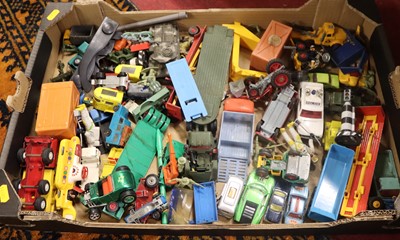Lot 1567 - 1 tray of mixed loose and play worn diecast
