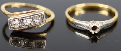 Lot 350 - An Art Deco 18ct gold and platinum three...
