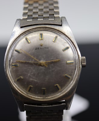 Lot 403 - A Zenith gent's steel cased automatic...