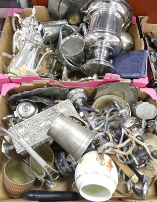 Lot 177 - A collection of silver plated wares to include...