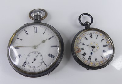 Lot 413 - A gun metal cased gent's keyless open faced...