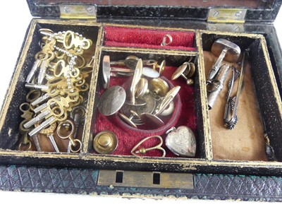 Lot 437 - A Victorian leather jewellery box and sundry...