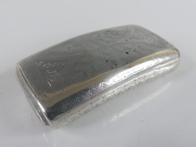 Lot 439 - A George IV silver pocket snuff box, having...