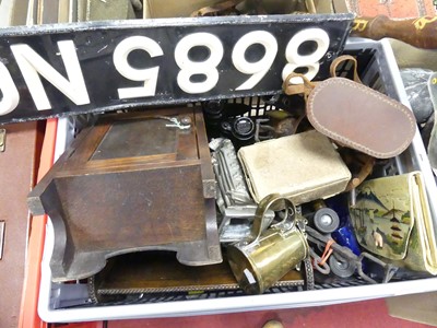 Lot 569 - A collection of items, to include an oak...