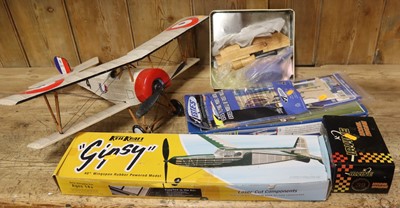 Lot 1508 - A box of aircraft modelling kits and...