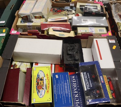 Lot 1514 - Two boxes of mixed modern issue diecast, to...