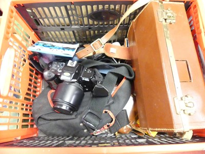 Lot 571 - A Bolex Paillard zoom reflex P3 cine camera,...