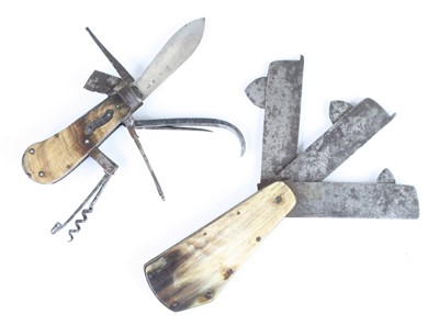 Lot 950 - A 19th century pocket knife, having horn...