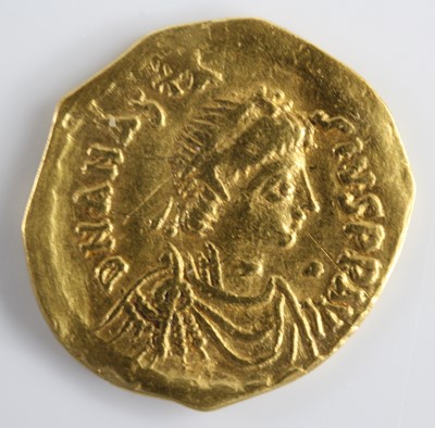 Lot 3121 - Byantine Empire, Anastasius I (491-518), gold...