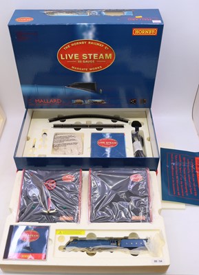 Lot 675 - Hornby live steam 00 gauge boxed Mallard set,...