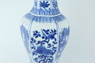 Lot 167 - A pair of Chinese blue and white hexagonal...